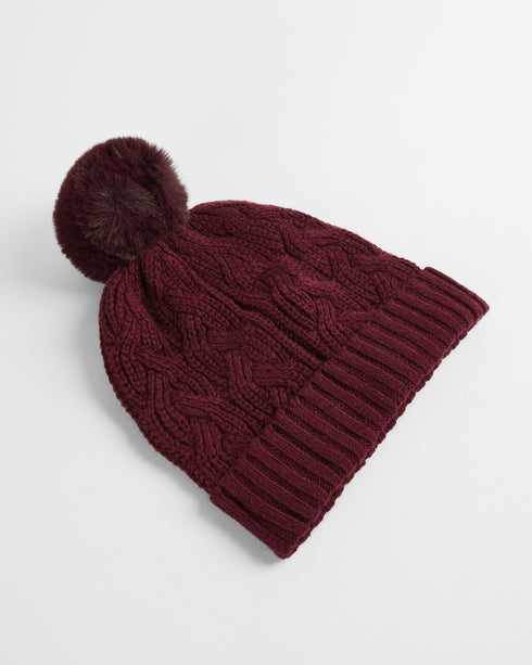 <P><Span Style="Text-Decoration: Underline;">Hat</Span></P>
<P><Span>Keep Cosy From Head To Toe This Season With Help From...